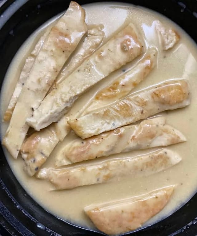 Pechuga Ajillo (Garlic Breast).